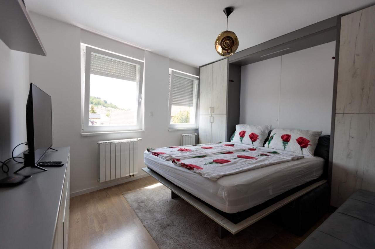 Apartman Skver Tuzla Exterior foto