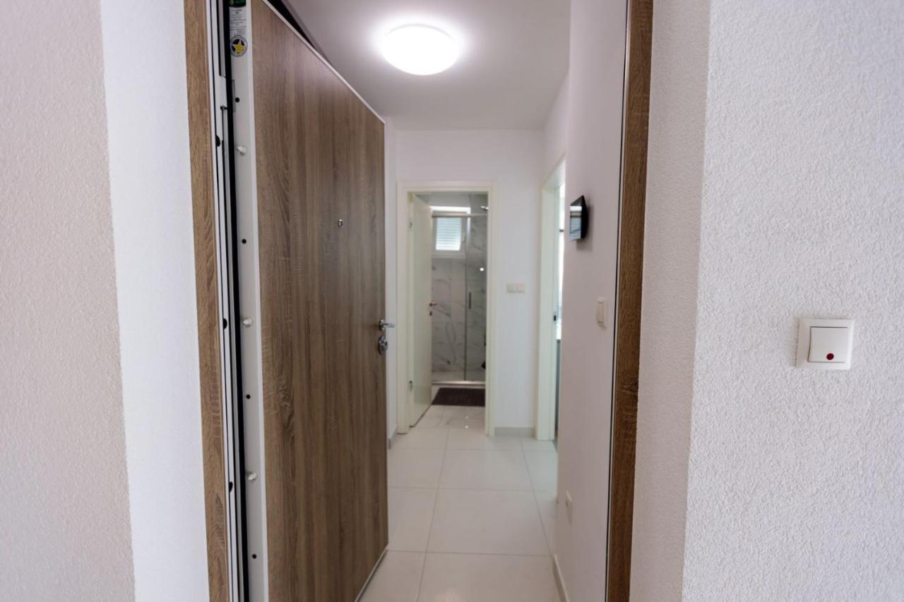 Apartman Skver Tuzla Exterior foto